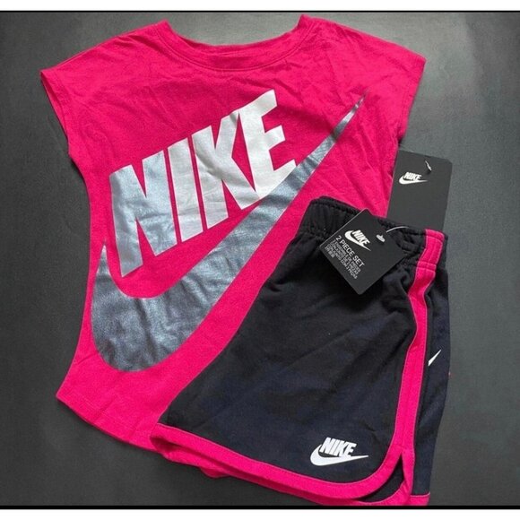 Nike Other - NWT Nike Metallic Athletic Set Girls Size 5